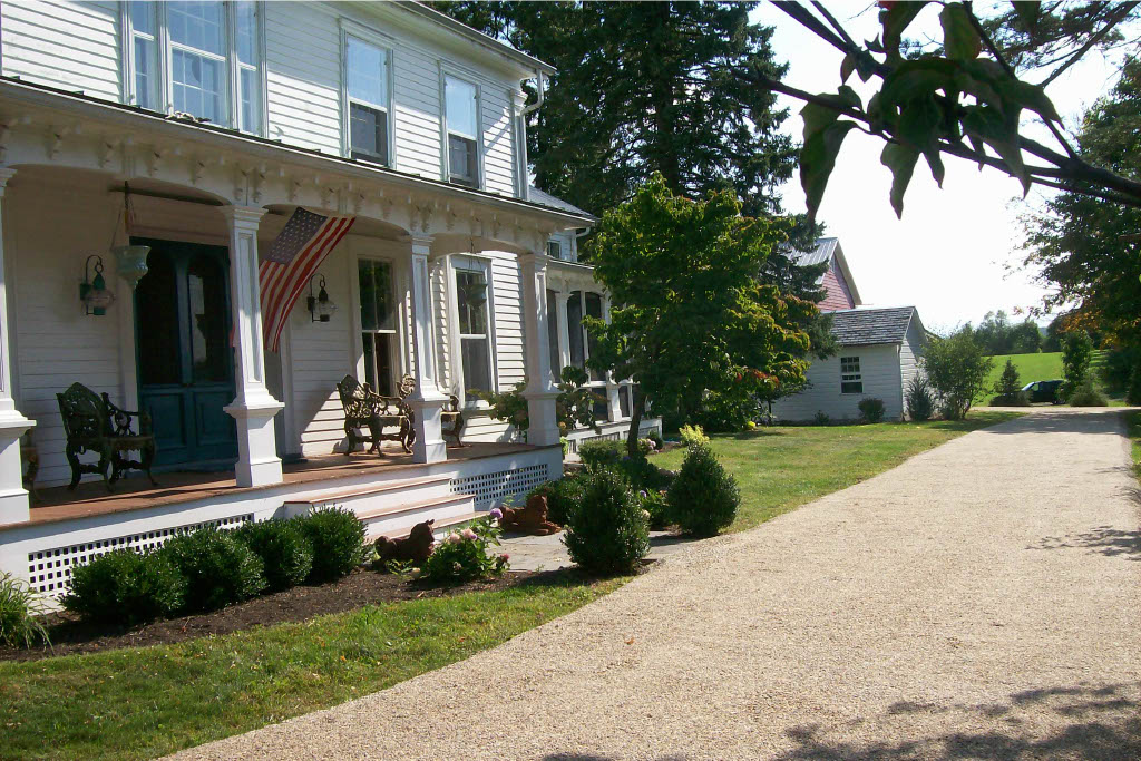 Tar & Chip Driveways | Chip Seal & Ornamental Stone Driveways — Upstate NY
